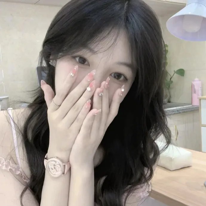 假秘书的完美契约